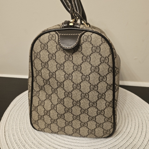 👜 Gucci GG Supreme Boston Satchel - Picture 3 of 15
